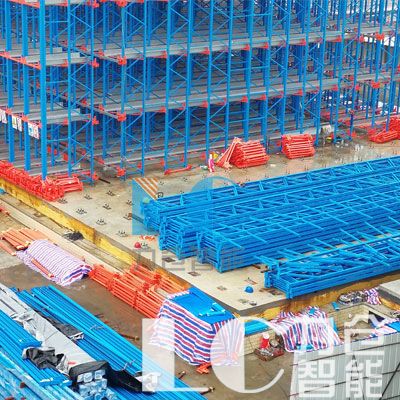 库架一体自动化立体仓库有序安装中(图3)